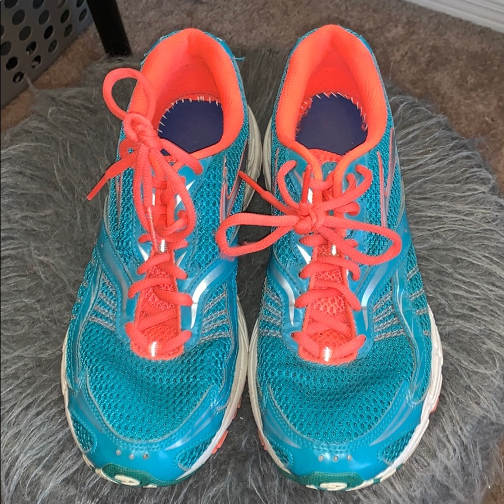 Original Colorful Brooks